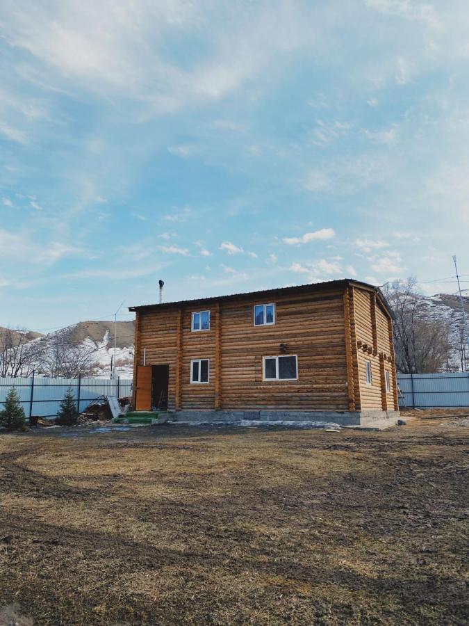 Manor Kolsay Saty Exterior foto